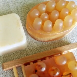 Banho de Jasmim e Chá verde - conjunto de sabonetes de Jasmim com chá verde. Sabonete com argila branca e óleo de amêndoas.