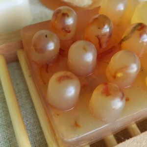 Sabonete glicerinado de jasmim, chá verde e óleo de amêndoas