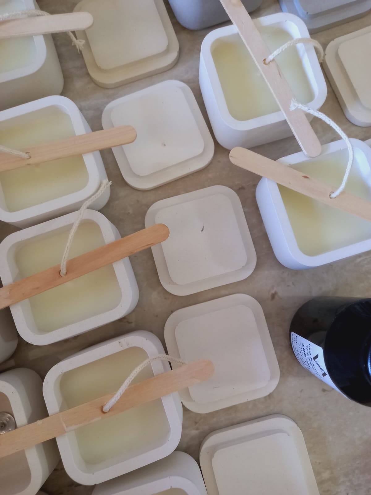 Velas artesanais personalizadas para eventos 3 Velas em cera vegetal, produzidas manualmente e personalizadas para eventos